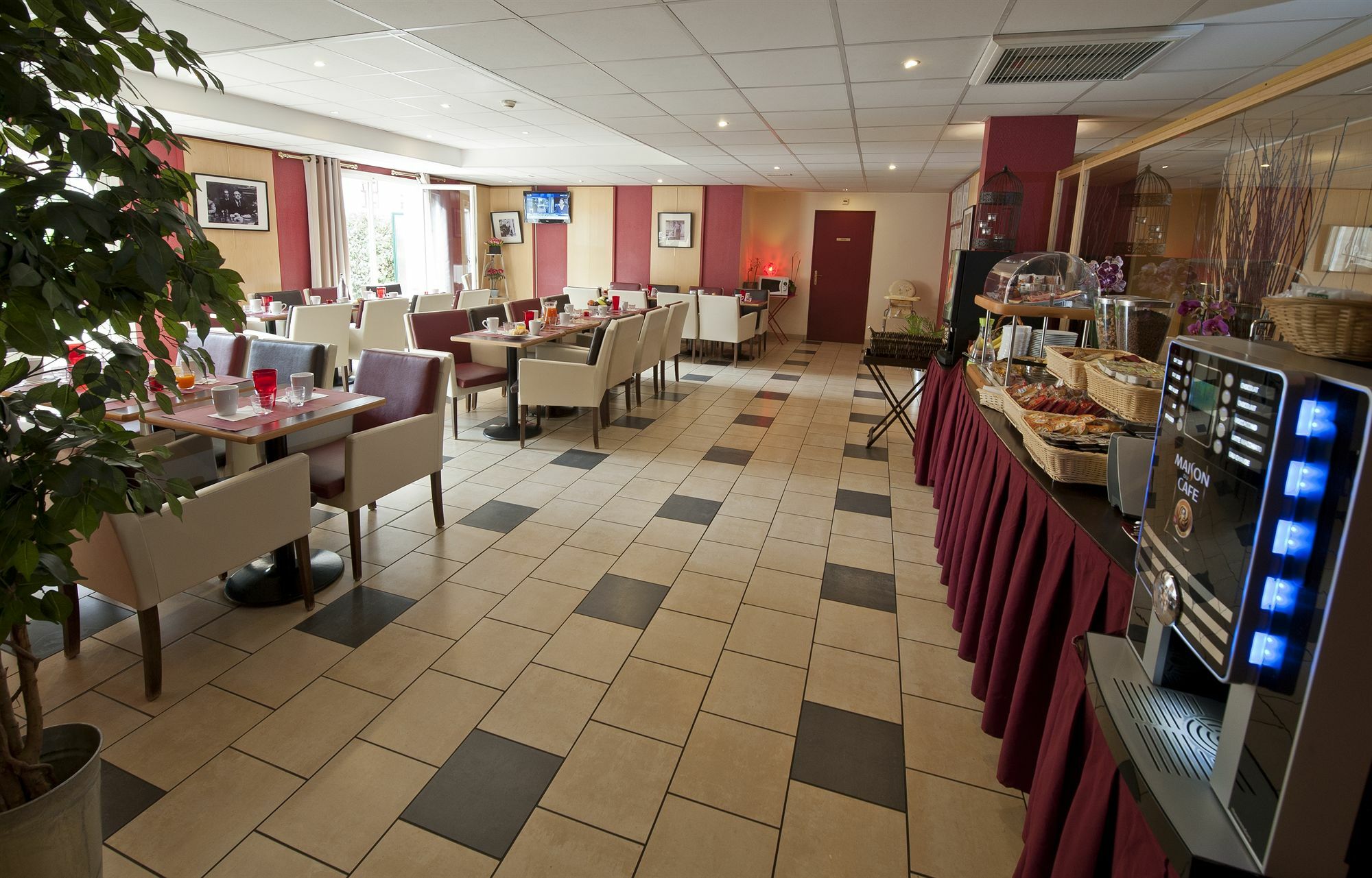 Hotel Cerise Chatou Esterno foto